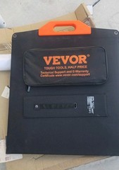 VEVOR 200W Foldable Solar Panel 24% High-Efficiency Portable Mono Solar Panel