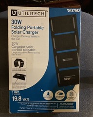 Utilitech 30 Watt Folding Solar Panel 19.8 Volts # 5437962-New In Box