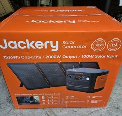 Jackery Explorer 1500 v2 Solar Generator with 100 Air Solar Panel