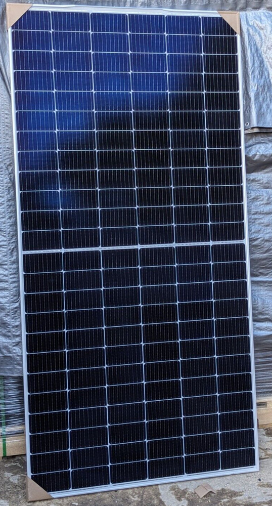 Pallet of 31 NEW 450 WATT ET SOLAR ET-M672BH450TW PANELS 144 cell PICKUP ONLY