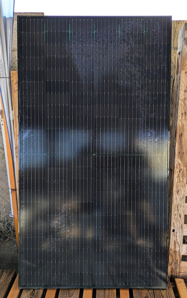 QCELLS 405W Q.PEAK DUO BLK ML-G10+ Lot of 22 Solar Panels.