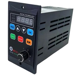 Single Phase 220V to Three Phase VFD Inverter 450W 750W 1.1kW Industrial Use
