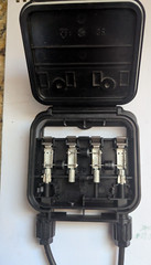 SUNCON PV JB4 SOLAR JUNCTION BOX w/CABLES & MC4 CONNECTORS