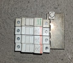 Fuseholders (4) And Connecting Buss, Solar System Photovoltaic