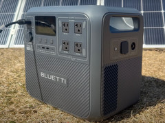 BLUETTI Elite200V2 2600W Portable Power Station for Road Trip/Off-grid/Emergency