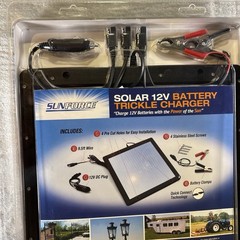 SUNFORCE Solar 12V Battery Trickle Charger 50022 5 WATT