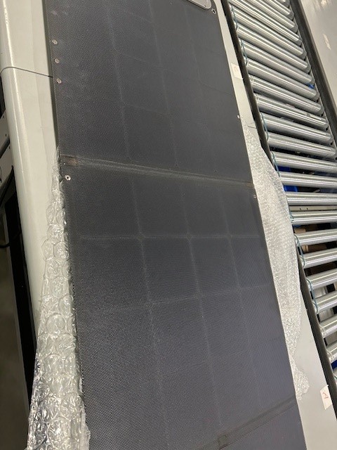 GENEVERSE SOLARPOWER 2: ALL-WEATHER PORTABLE SOLAR PANEL (200W MAX OUTPUT/PANEL)