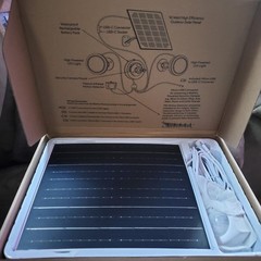 Vuebee VB-10WS2LP 10W Solar Motion Sensor & 2 LED Flood Lights New Open Box