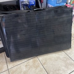 Goal Zero Boulder 200 Briefcase – Solar Panels