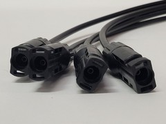 Signstek 4 way MC4 splitter solar