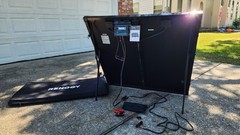Renogy 200W Foldable Solar Suitcase Kit — Used Once + Voyager 20A