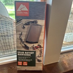 Ozark Trail 12-Volt Solar Battery Maintainer Trickle Charger Free Shipping