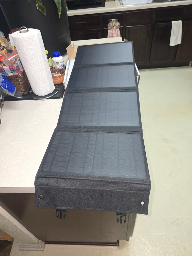 4 Patriots 40 W Monocrystalline Portable Solar Panel