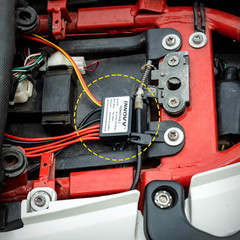 Power Hub 3 Power Distribution System Kit, DC 12V 15A Motorcycle Power Distribut