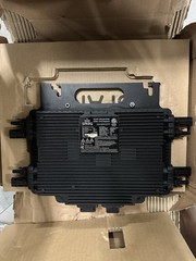 Sparq Q1200 Grid-Tied Quad Input 12.1kW Microinverter Kit w/ Gateway and Cabling
