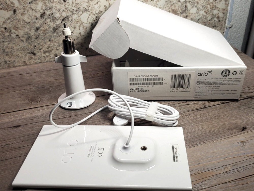 Arlo VMA5600 Solar Panel Charger – White VMA5600 20000R