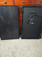 EcoFlow 100W rigid monocrystalline solar panels