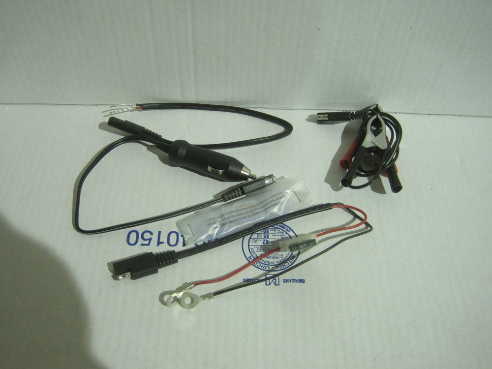 Sunforce Coleman 12 Volt Solar Panel Battery SAE Attachments Connections