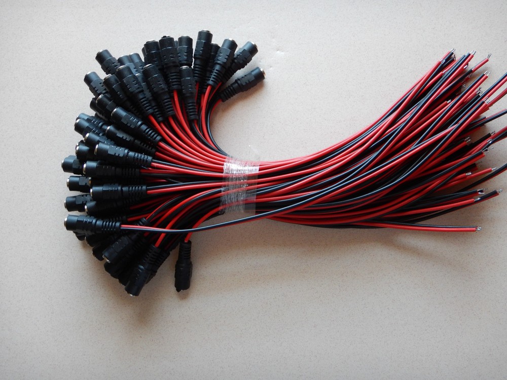 5 or 10 female connector adapters 5.5 mm x 2.1 mm used with li-on battery packs