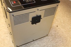 Lion Energy Powered By Humless 1500 Series Solar Generator w/Folding Solar Panel