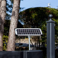 10-Watt Solar Panel Kit for Electric Gate Opener
