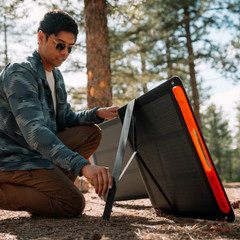 Jackery 200W SolarSaga Solar Panel Foldable Waterproof IP68 Hot Deal