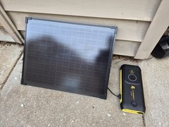New LION ENERGY Solar Panel Battery Pack Off Grid Charger Power Supply 12v 120v