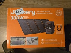 Jackery Explorer 300D Power Station 288Wh + SolarSaga Solar Panel 40W BRAND NEW