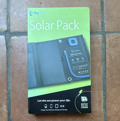 BigBlue Solar Pack 28W Portable Monocrystalline Solar Panel Dual USB 5V