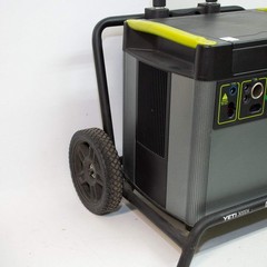 Goal Zero Yeti 3000X Portable Power Station & Boulder 200 Solar Panel Bundle