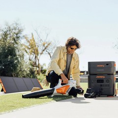 JACKERY POWER STATION EXPLORER 4000 KIT & EXTRA BATTERY PORTABLE 1 SOLAR PANEL