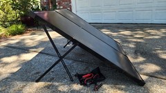 Renogy 200W Foldable Solar Suitcase Kit — Used Once + Voyager 20A
