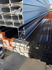 chiko 13′ 9″ aluminum solar panel rail. black