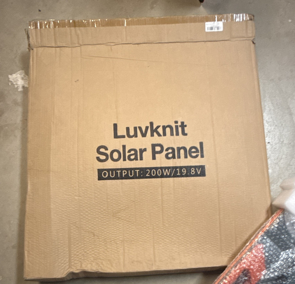 Luvknit 200W 19.8V Monocrystalline Foldable Portable Off-Grid Solar Panel
