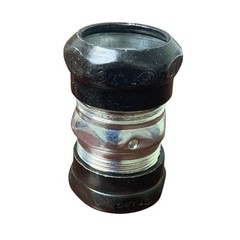 5 New Open Box Eaton 3/4″ 661RT EMT Compression Couplings Concrete Rain Tight