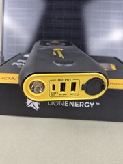 New LION ENERGY Solar Panel Battery Pack Off Grid Charger Power Supply 12v 120v