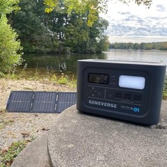 GENEVERSE 1210Wh Solar Generator Bundle: (60-GVUS-SG2M2) – BLACK