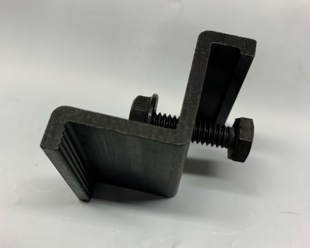 Lot of 4 Ironridge Solar Mount End Clamps 29-7000-130B Size L 1.30″ Black