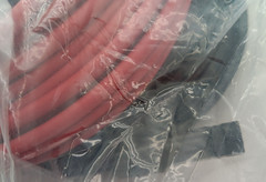 10 AWG (6 mm²), 21.3 m solar extension cable | RED AND BLACK | 70ft