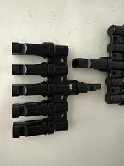 Solar T Branch Parallel Connector Solar Panel Cable Splitter 2 pair