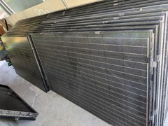 LG Solar Panels lg260s1k A3 – 31 pieces- used but in excellent condition.