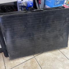 Goal Zero Boulder 200 Briefcase – Solar Panels