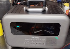 Zendure SuperBase Pro 2000 2096Wh Portable Power Station