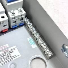 Midnite Solar Combiner Box With Fuses TESTED WORKS