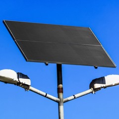 200 Watt Solar Panel Monocrystalline 12V Battery Charging for Home RV Boat Black