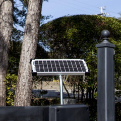 10 Watt Solar Panel Kit (FM123) for Automatic Gate Openers,Black Cell
