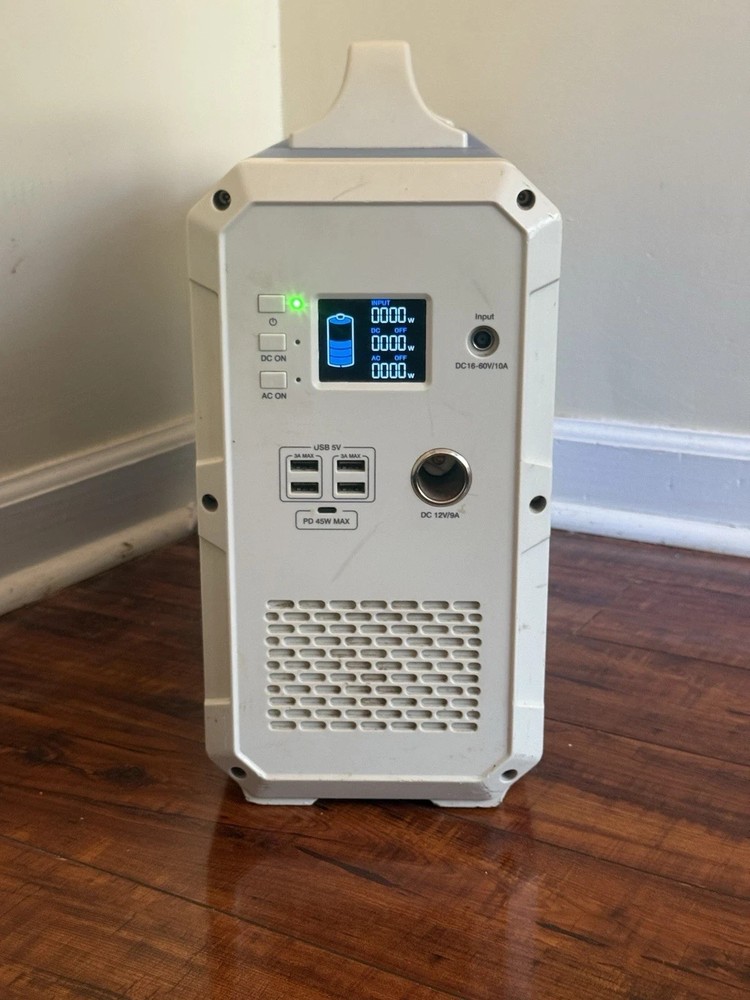 Bluetti Eb120 1000W Portable Power Station