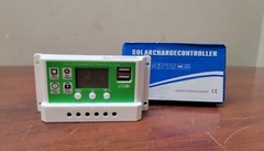30A Solar Panel Battery Charge Controller 12V/24V LCD Regulator Auto Dual USB US