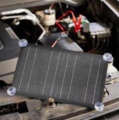 Auto Solar Battery charger 10 Watt 12V Trickle Charger IP67 Waterproof Car Motor