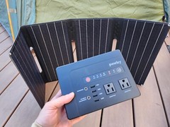 Open Box 146Wh 200W Portable Power Station Solar Generator with 40W Solar Panel